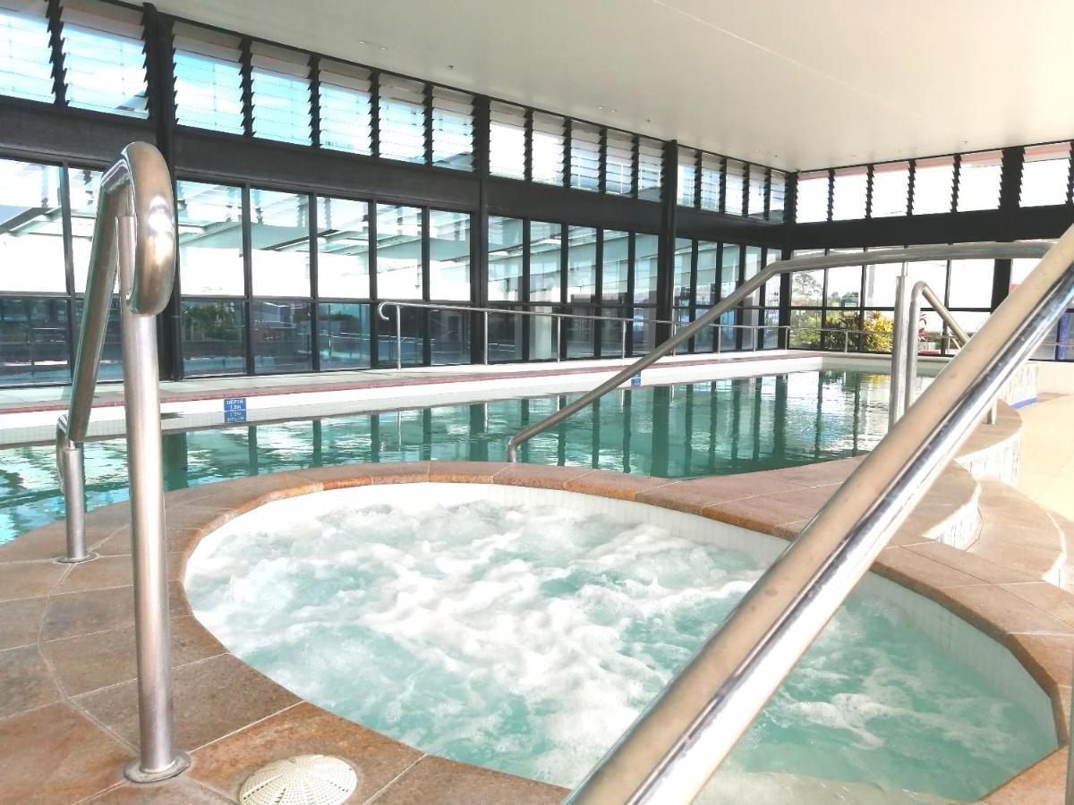 Three-Bedroom Apartment With Amazing View Near Surfers Paradise Gold Coast Esterno foto