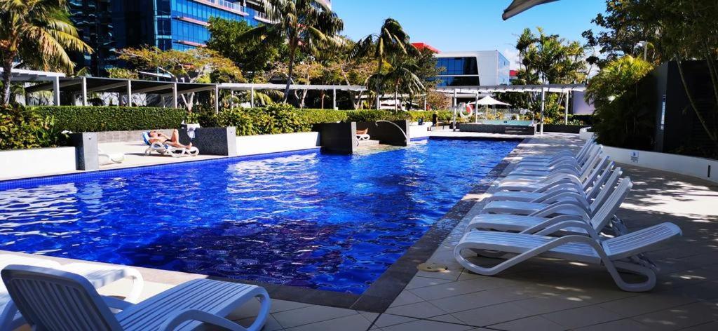 Three-Bedroom Apartment With Amazing View Near Surfers Paradise Gold Coast Esterno foto